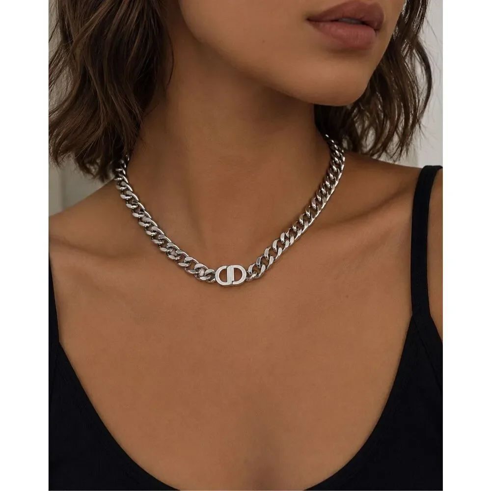 Luxury Boutique Silver Tone Chunky Chain Statement Necklace Fashion Jewelry NWOT